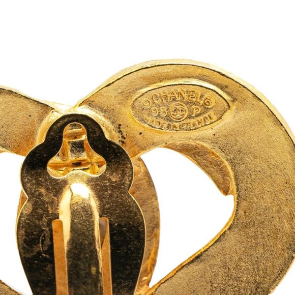 CHANEL CC Logos Heart Clip-On Earrings Gold Tone 95P Auth w/Box #4207 - Picture 12 of 15